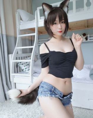 艳妇荡乳欲伦69影片